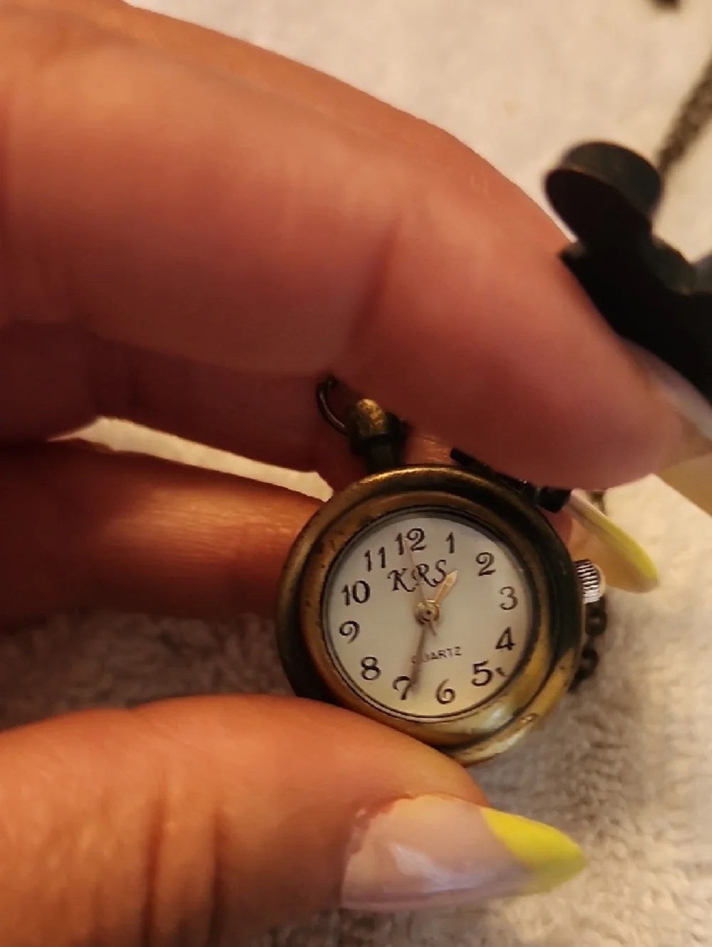 Vintage Style Cat Pendant Pocket Watch Necklace - Bronze